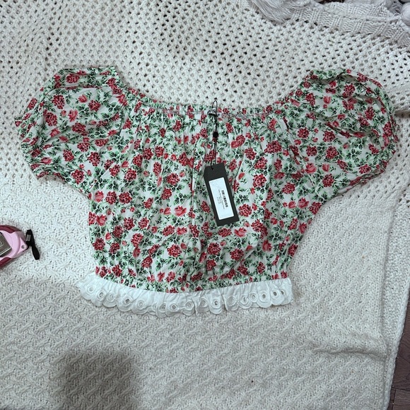 NEW WOMENS BATSHEVA MEDIUM Floral Off-Shoulder Top - Picture 1 of 13